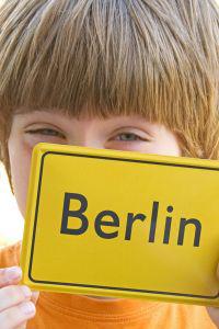 1014820boywithsouvenirfromberlin