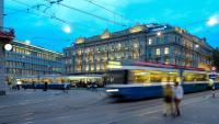 ParadeplatzinZrich evening2
